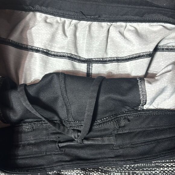 Lululemon license to train medium linerless shorts black white dot dash - Picture 2 of 4